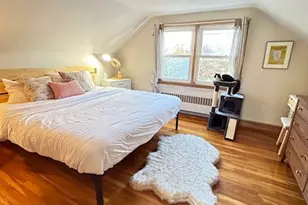 41 Cottage St, Cranston, RI 02910 - Photo 14