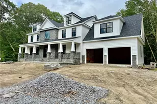 12 Beechwood Dr, Cranston, RI 02921 - Photo 4