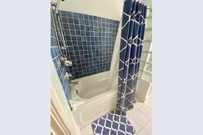 235 Spring Street #2, Newport, RI 02840 - Photo 8