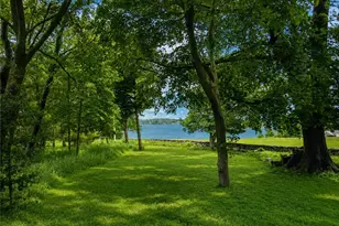 219 Nanaquaket Rd, Tiverton, RI 02878 - Photo 40