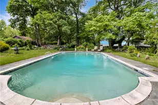 219 Nanaquaket Rd, Tiverton, RI 02878 - Photo 38