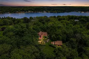 219 Nanaquaket Rd, Tiverton, RI 02878 - Photo 10
