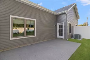 3 W Valley Cir, West Warwick, RI 02893 - Photo 36