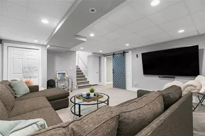 250 Allston Avenue, Middletown, RI 02842 - Photo 34