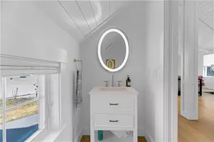 250 Allston Ave, Middletown, RI 02842 - Photo 12