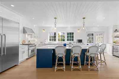 250 Allston Avenue, Middletown, RI 02842 - Photo 10