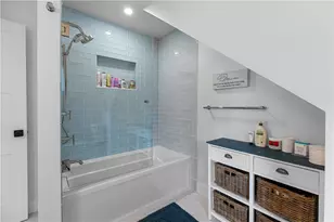 250 Allston Ave, Middletown, RI 02842 - Photo 20