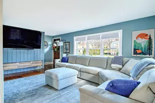 4 Hillcrest Ave, Smithfield, RI 02828 - Photo 8