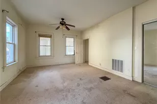 34 Smithfield Rd, Woonsocket, RI 02895 - Photo 16