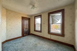 34 Smithfield Rd, Woonsocket, RI 02895 - Photo 8