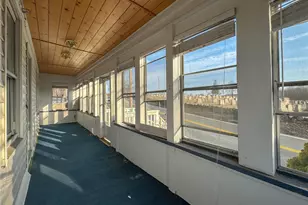 34 Smithfield Rd, Woonsocket, RI 02895 - Photo 4