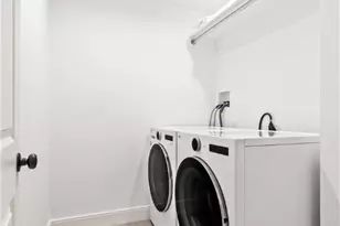 21 Bradford St, Bristol, RI 02809 - Photo 14