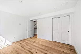21 Bradford St, Bristol, RI 02809 - Photo 16