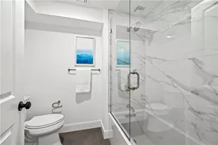 21 Bradford St, Bristol, RI 02809 - Photo 24