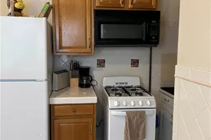 131 Mitchell St, Providence, RI 02907 - Photo 10