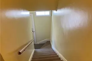 131 Mitchell St, Providence, RI 02907 - Photo 4