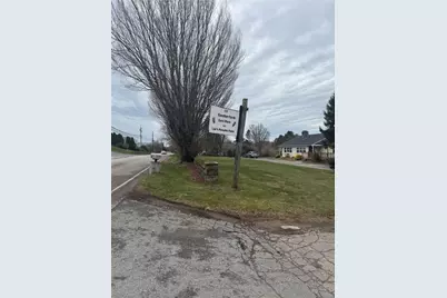 249 Middle Road, Portsmouth, RI 02871 - Photo 4