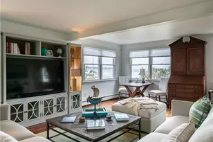 132 Memorial Blvd, Newport, RI 02840 - Photo 8