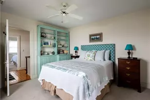 132 Memorial Blvd, Newport, RI 02840 - Photo 14