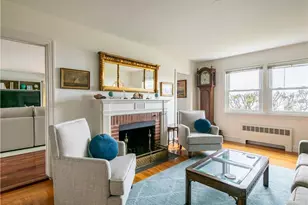132 Memorial Blvd, Newport, RI 02840 - Photo 10