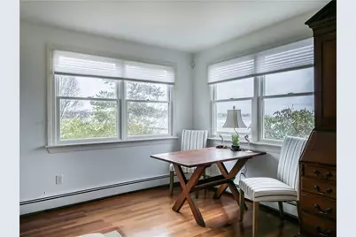 132 Memorial Boulevard, Newport, RI 02840 - Photo 10