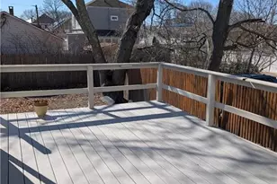 126 Dunnell Ave, Pawtucket, RI 02860 - Photo 14