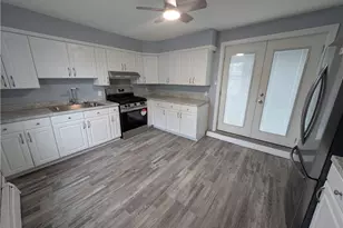 126 Dunnell Ave, Pawtucket, RI 02860 - Photo 6