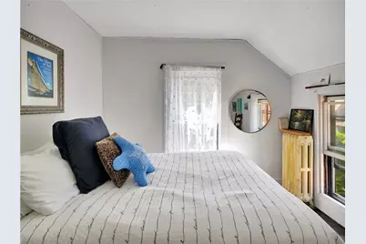 219 Nanaquaket Road, Tiverton, RI 02878 - Photo 32