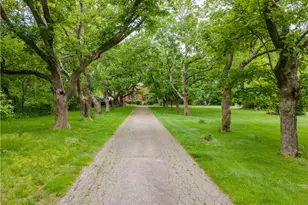 219 Nanaquaket Rd, Tiverton, RI 02878 - Photo 6