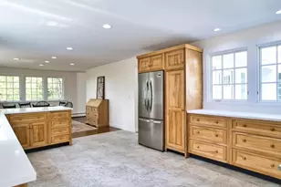 58 Leonard Dr, Tiverton, RI 02878 - Photo 20