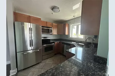 728 Beverage Hill Avenue #14, Pawtucket, RI 02861 - Photo 2