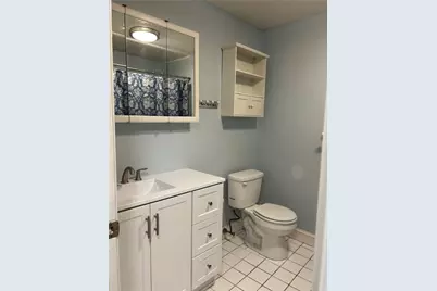 728 Beverage Hill Avenue #14, Pawtucket, RI 02861 - Photo 4