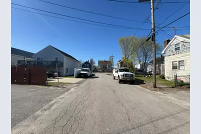 16 Rufus Street, Pawtucket, RI 02860 - Photo 30