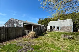 8 Tucker Ave, Tiverton, RI 02878 - Photo 32