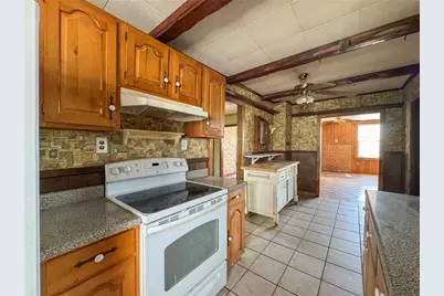 8 Tucker Avenue, Tiverton, RI 02878 - Photo 18