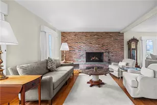 155 Taylor Rd, Portsmouth, RI 02871 - Photo 4