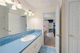 153 Sakonnet Ridge Dr, Tiverton, RI 02878 - Photo 44