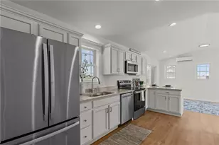 64 Burnside Ave, Narragansett, RI 02882 - Photo 6