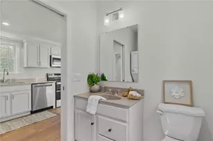 64 Burnside Ave, Narragansett, RI 02882 - Photo 8