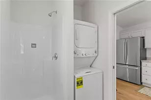 64 Burnside Ave, Narragansett, RI 02882 - Photo 10