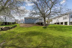 64 Burnside Ave, Narragansett, RI 02882 - Photo 10