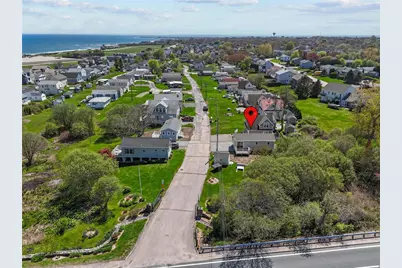 64 Burnside Avenue, Narragansett, RI 02882 - Photo 4