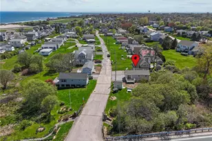 64 Burnside Ave, Narragansett, RI 02882 - Photo 4