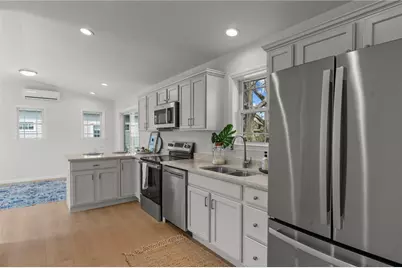 64 Burnside Avenue, Narragansett, RI 02882 - Photo 6