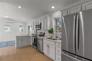 64 Burnside Ave, Narragansett, RI 02882 - Photo 6