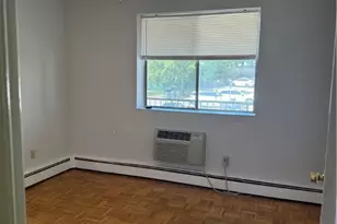 77 Pitman St, Providence, RI 02906 - Photo 4