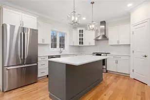 64 Cardinal Rd, Cranston, RI 02921 - Photo 8