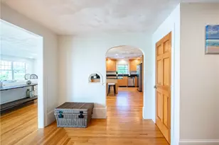 573 Wolcott Ave, Middletown, RI 02842 - Photo 16