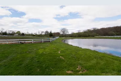 3622 Main Road, Tiverton, RI 02878 - Photo 2