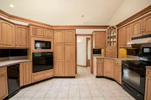 3622 Main Rd, Tiverton, RI 02878 - Photo 34